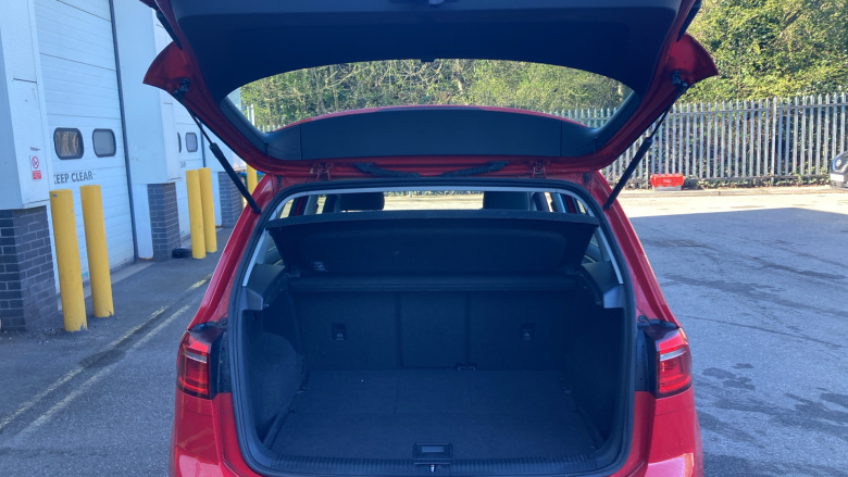 Volkswagen Golf SV 1.4 TSI SE 5dr Petrol Hatchback